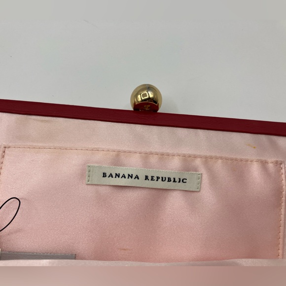 BANANA REPUBLIC Floral Clutch 100% silk - Picture 4 of 5